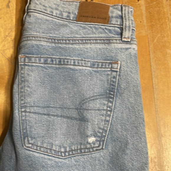 Women’s American Eagle jeans - Picture 3 of 12